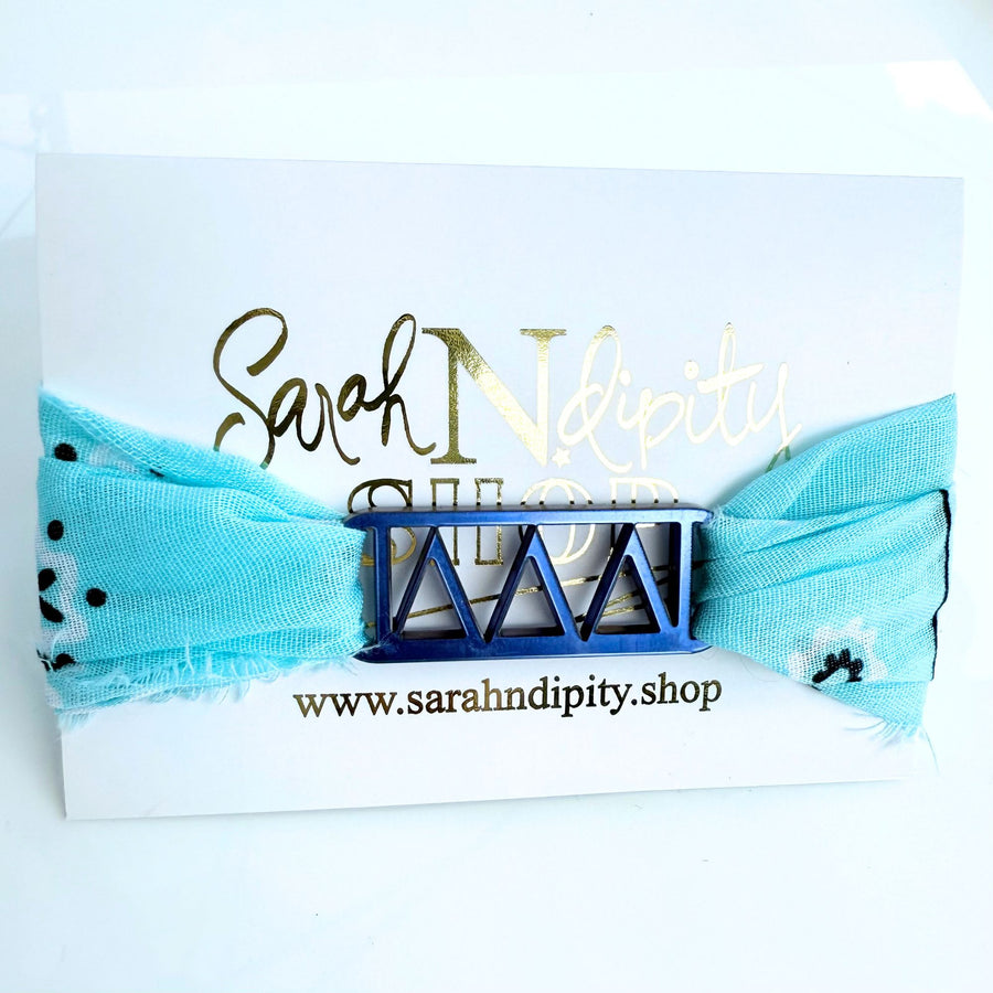 Delta Delta Delta - Bandana Wrap w/ Metallic Acrylic Slide